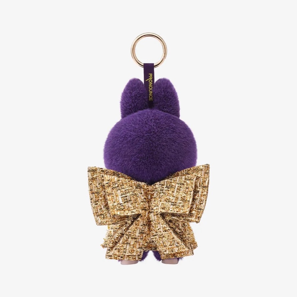 Labubu x Pronounce Vinyl Plush Hanging Card - Picture 2 of 12